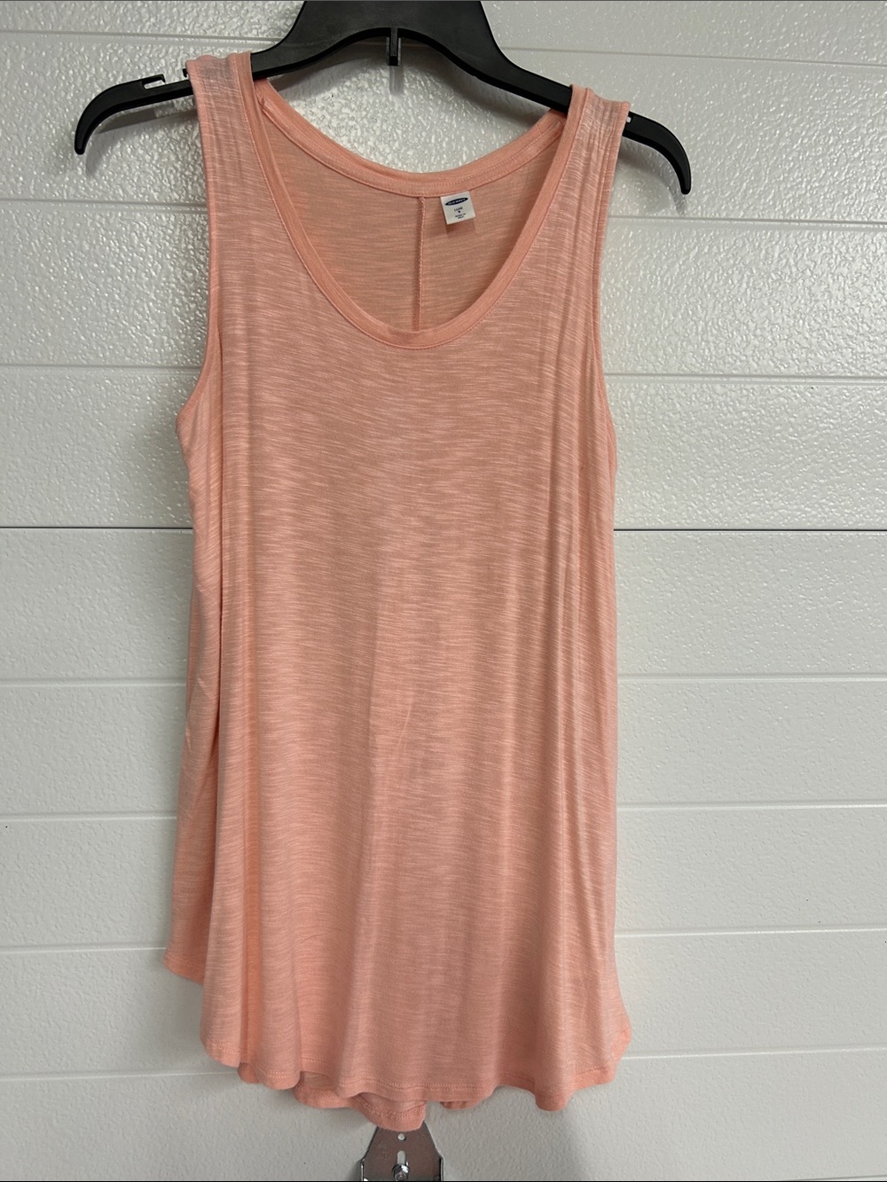 Old Navy Peach Scoop Neck Tank Top